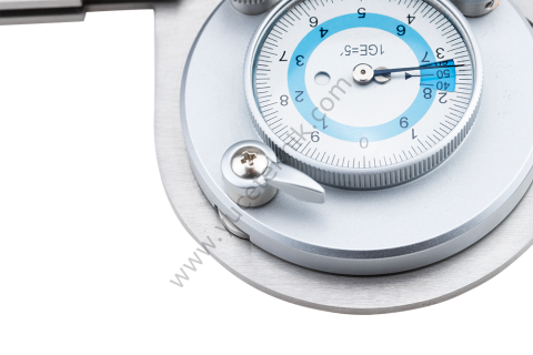 Üniversal Saatli Açıölçer